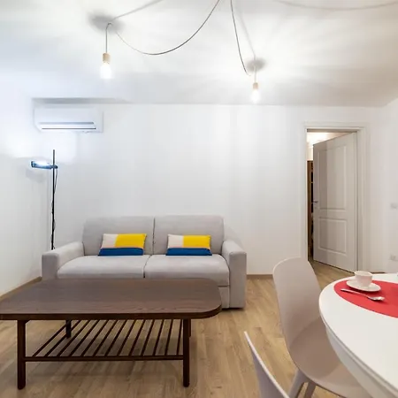 Domus Domi Barberini Sq. Rom